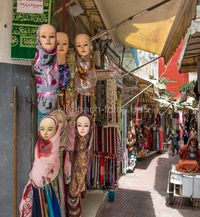 Tanger Kopftuch-Stand in der Medina. KLE_0220